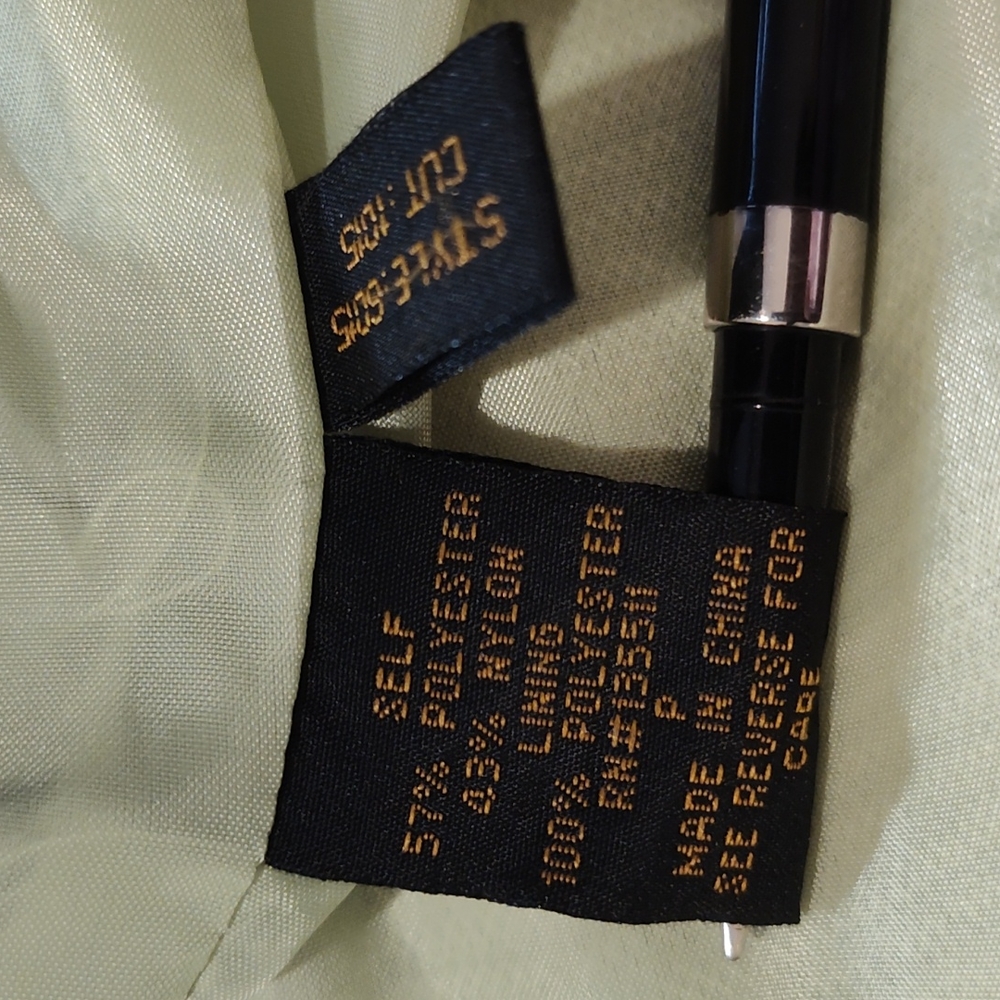 Moshita Couture Suit - Picture 6 of 6